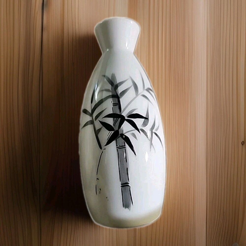 Bud Vase Handpainted Porcelain Japan Oriental Bamboo Design 4 7/8" Tall Minimal
